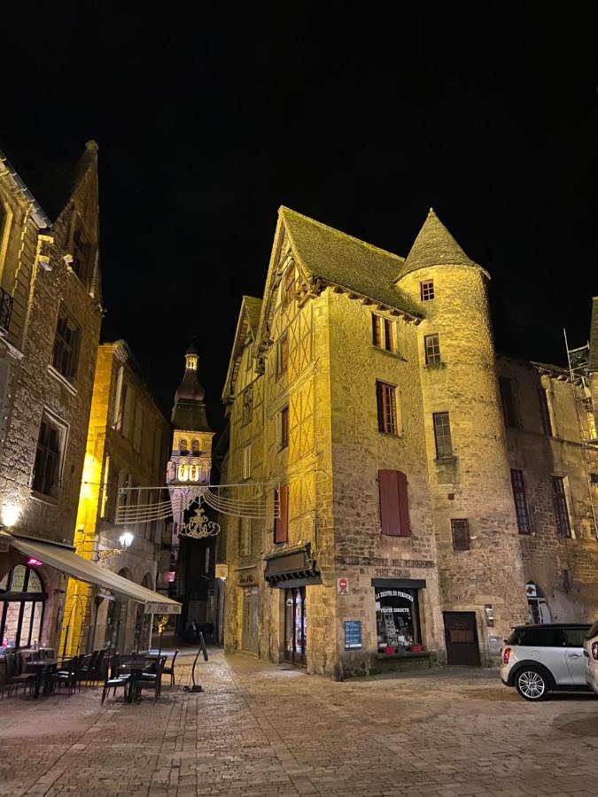 Le Logis - Lescapade-Medievale Sarlat Sarlat-la-Canéda Exterior foto